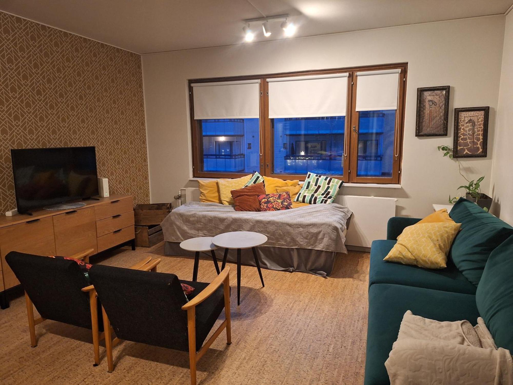 רובניימי Alice Apartment - Main Street מראה חיצוני תמונה